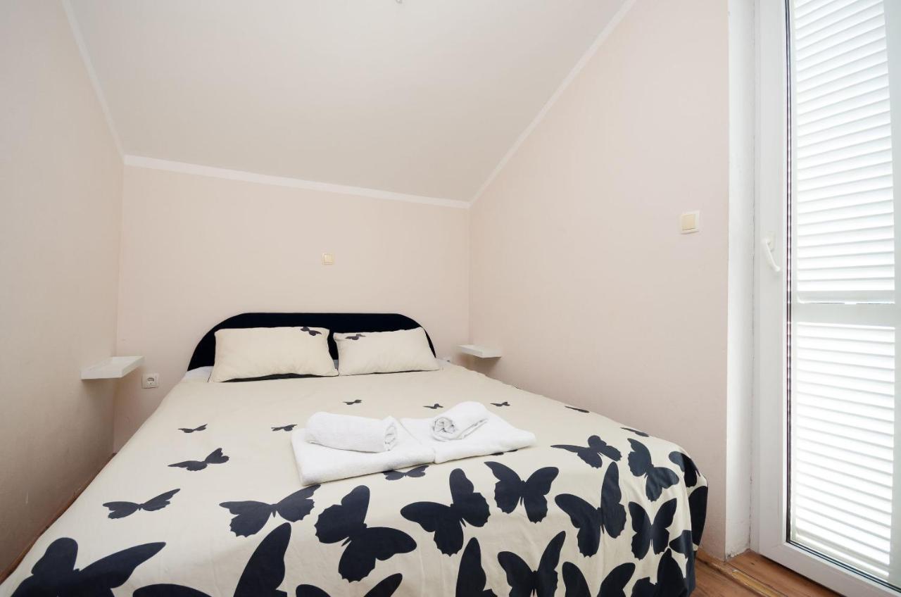 Apartments Snjezana Нови-Винодолски Экстерьер фото