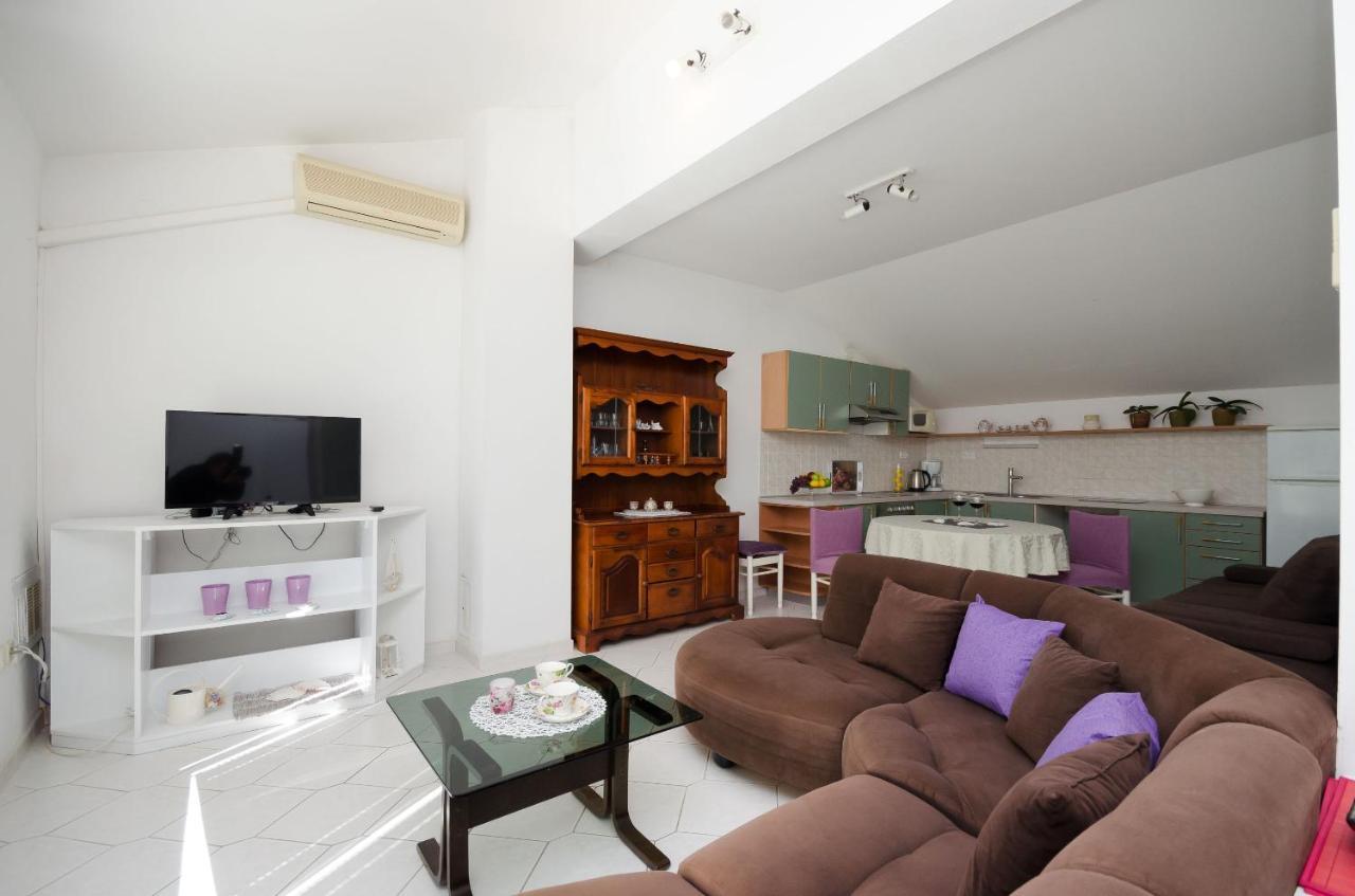 Apartments Snjezana Нови-Винодолски Экстерьер фото